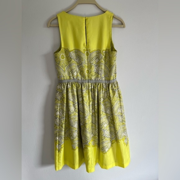 Loft Chartreuse & Gray Paisley Sleeveless Dress size 0 - Picture 2 of 8